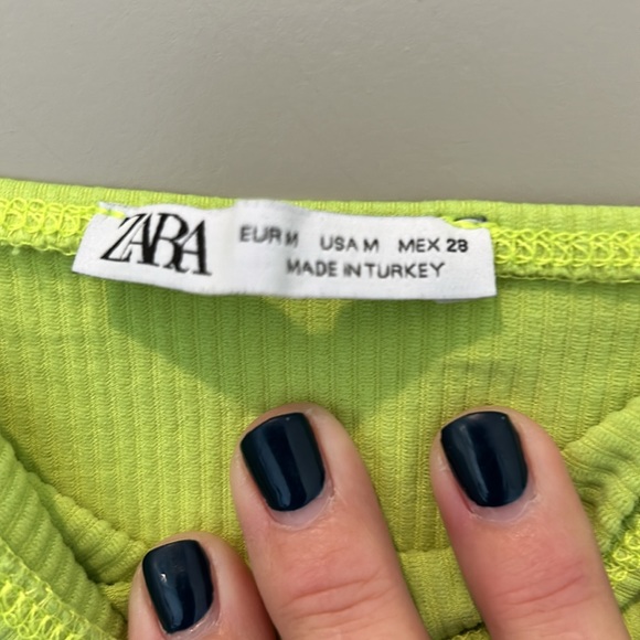 Zara Ribbed Bodysuit - Picture 3 of 4